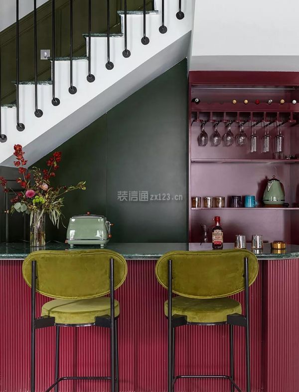 美式混搭水吧区装修效果图
