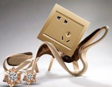 别墅装饰定做衣柜，亲自定做