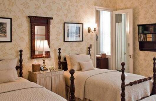 重庆室内别墅设计师应该怎么进行验油漆收工程质量?